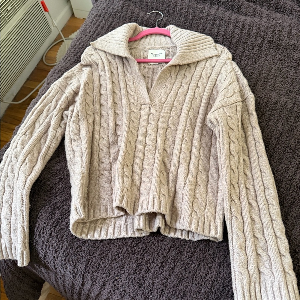 A&F Light Pinky/Beige Sweater